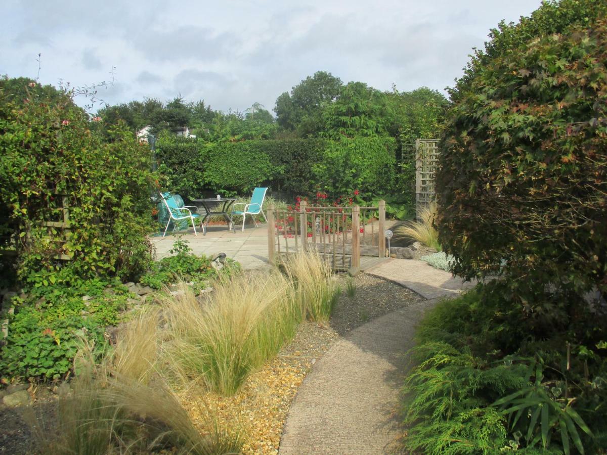 The Garden Lodge Llynclys Exterior photo
